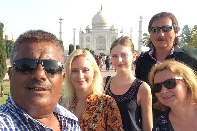 2 Day Private Luxury Golden Triangle Tour to Agra and Jaipur From New Delhi - City Palace and Jantar Mantar: when Jaipur turns intellectual