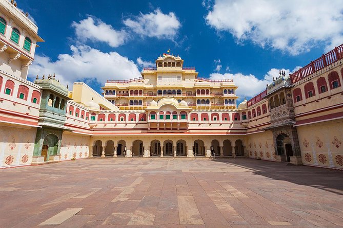 2 Days Private Tour to Jaipur - Gaitore Ki Chhatriyan and Galtaji: royal cenotaphs and a living pilgrimage site
