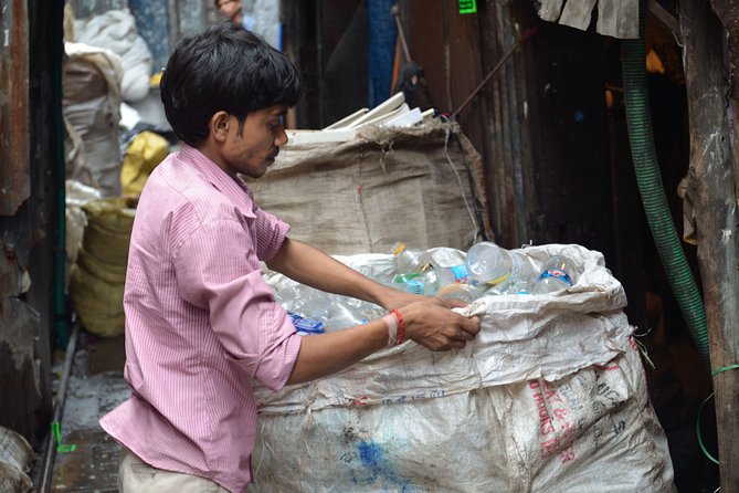 2-Hour Guided Tour of Dharavi - Meeting Point, Transfers, and Timing in Mumbai