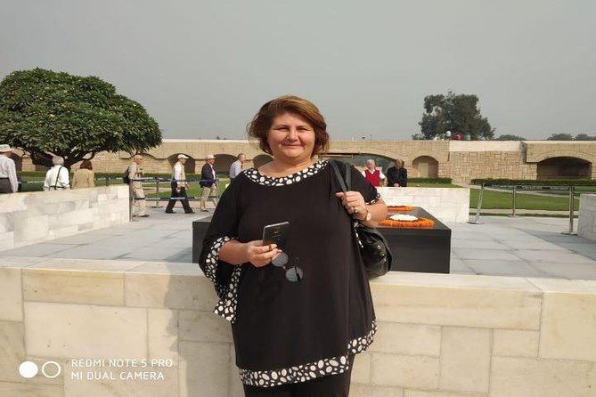 3-4 Hour Old Delhi Heritage Walk Tour with Tuk Tuk Ride Wherever Required - Naughara: A Short Stop With Big Meaning