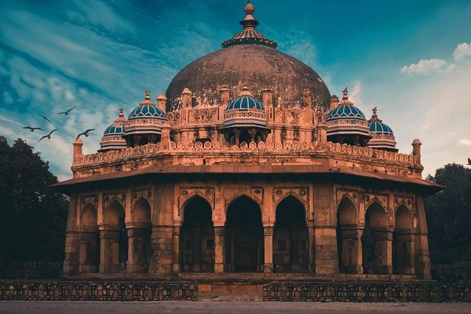 3-Day Private Golden Triangle Tour: Delhi, Agra & Jaipur - Day 1 in Delhi: Mughal tombs, a giant mosque, and Chandni Chowk on wheels