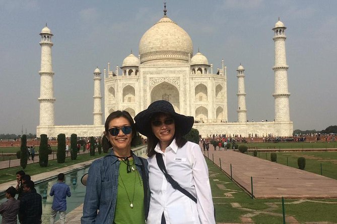 3-Day Private Luxury Golden Triangle Tour to Agra and Jaipur From New Delhi - Day 1 Delhi in one packed loop: Qutub Minar to Chandni Chowk, then on to Agra