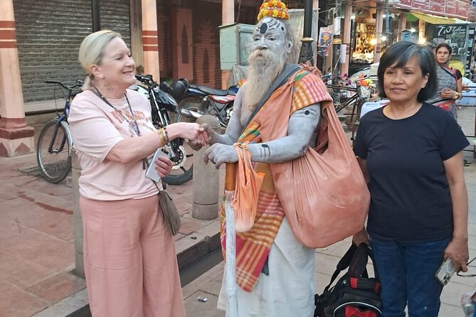 3 Days Admirable Tour in Varanasi with private tour guided - Entering Varanasi the right way, sunrise on the Ganges and night fire rituals