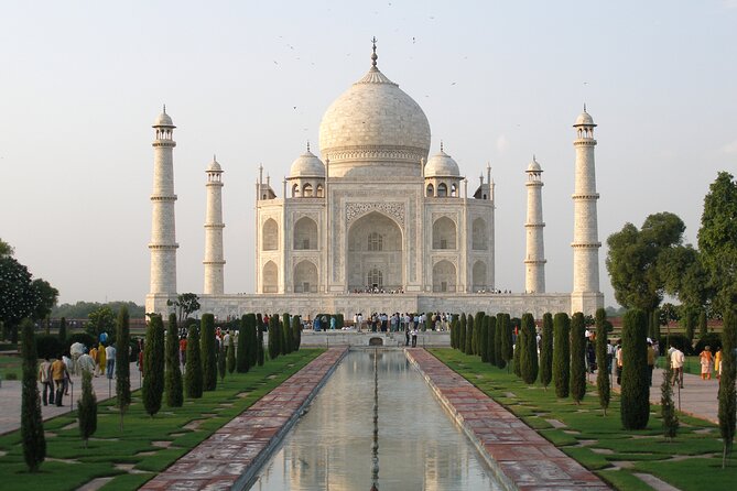 3 Days Golden Triangle India Tour Delhi - Agra Jaipur - Day 2: Jaipur’s Hawa Mahal, Jal Mahal Photos, and City Palace