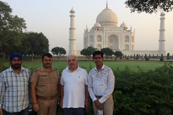 3-Days Luxury Golden Triangle tour to Agra and Jaipur from Delhi - Day 3 Jaipur: Hawa Mahal, City Palace, and Jal Mahal by the Lake