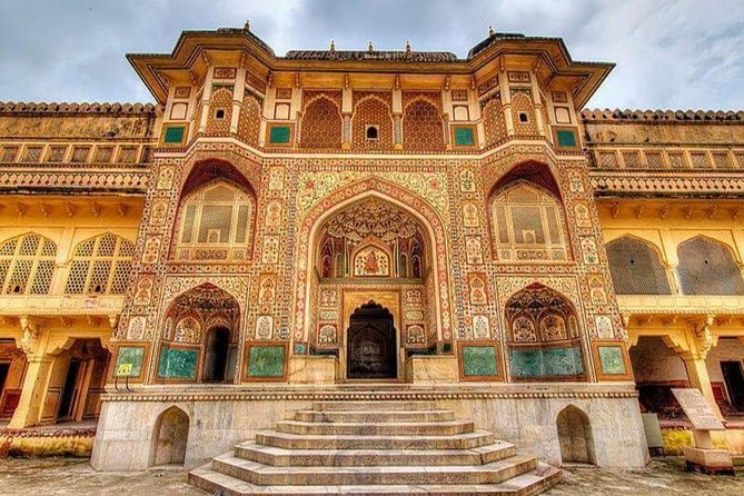3-Days Private Luxury Golden Triangle Tour Delhi, Agra and Jaipur - Morning strategy in Agra: Taj Mahal sunrise plus a real guided visit