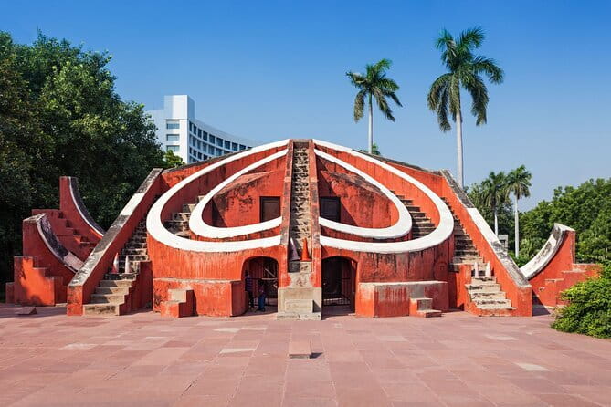5-Day Private Luxury Golden Triangle Tour From Delhi - Day 1 in Delhi: Humayun’s Tomb, Qutub Minar, and the Lotus Temple