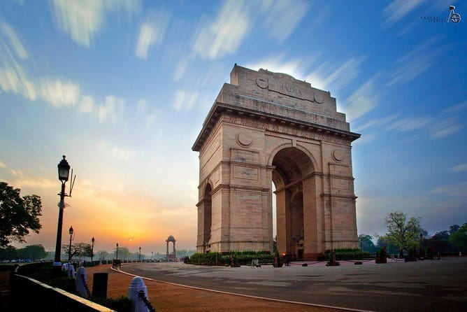5-Day Private Luxury Golden Triangle Tour From Delhi - More Jaipur Stops: Birla Mandir, Govind Dev Ji, and the Monkey Temple