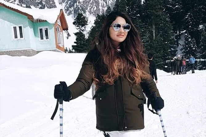 5-Days Kashmir tour includes Accommodation and Private Transportation - Houseboat Night on Dal Lake, and Why It Changes the Mood