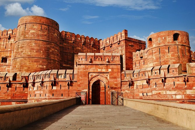 6 Days Golden Triangle Tour - Day 2 Delhi Highlights: India Gate, Qutub Minar, and Jama Masjid in One Guided Sweep