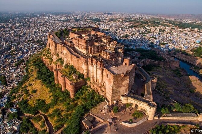 8-Day Golden Triangle & Rajasthan Private Tour from Delhi - Delhi first day: rickshaw, Qutub Minar, Raj Ghat, Humayun’s Tomb, Lotus Temple