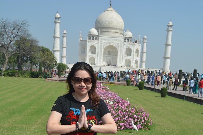 Agra Car tours - Meeting point reality check: Agra pickup vs New Delhi airport