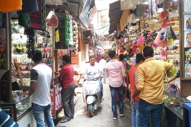 Agra City Cultural Walk - Agra Fort Railway Station: More Than a Transport Stop