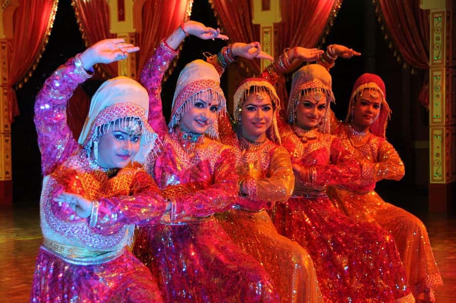 Agra Evening Tour with Sunset view Taj Mahal - Mughlai cuisine options, what to expect for dinner