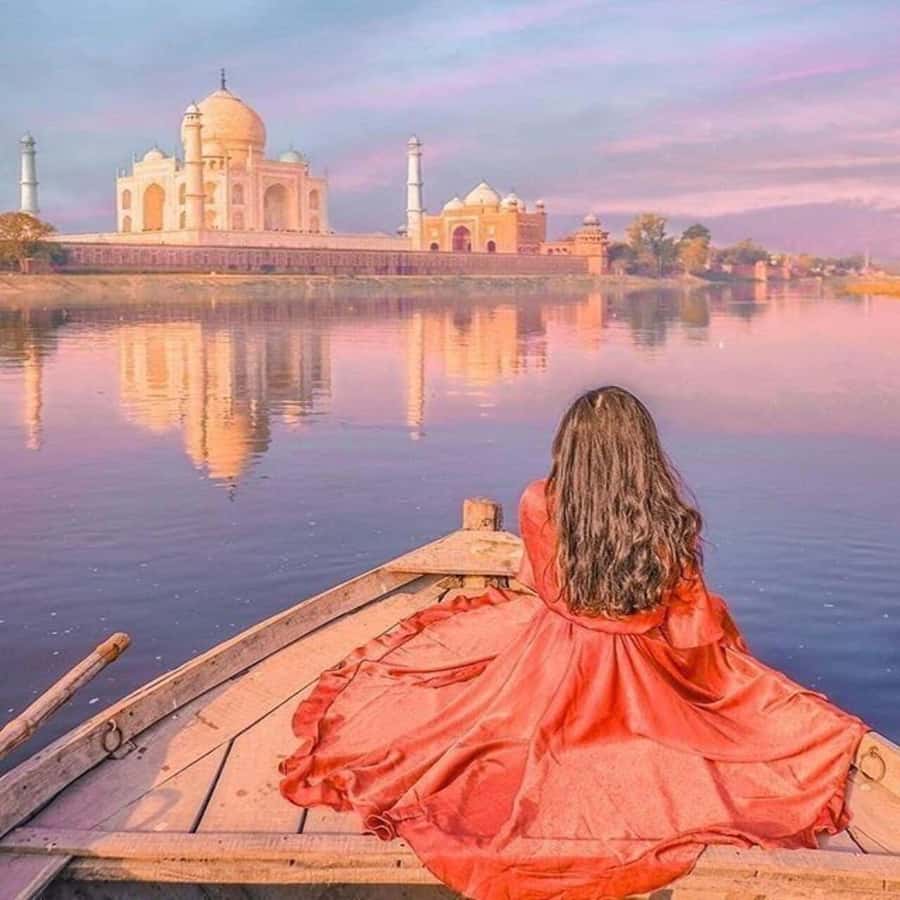 Agra Evening Tour with Sunset view Taj Mahal - Handicrafts and textile stops, the good and the annoying parts
