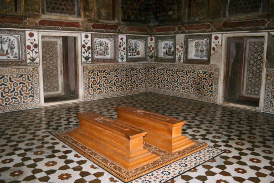 Agra fort, Baby Taj & Mehtab Bagh Express Ticket With Option - Key points to know before you go