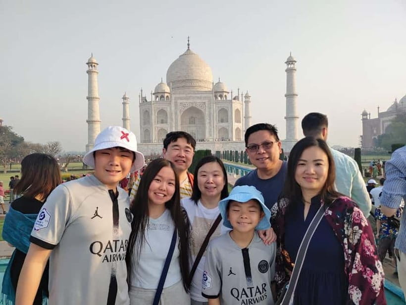 Agra: Guided Tour of Taj Mahal, Agra Fort and Fatehpur Sikri - Fatehpur Sikri, the Ghost City stop at midday