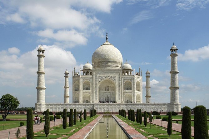 Agra Heritage & Cultural Walk - Stop 5: Shri Mankameshwar Mandir, a Shiva temple with silver-covered details