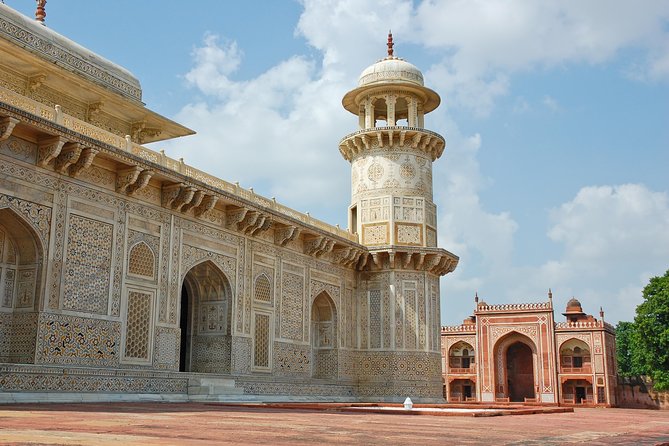 Agra Private City Tour: Customize your own - Fatehpur Sikri: planning for the ghost town mood