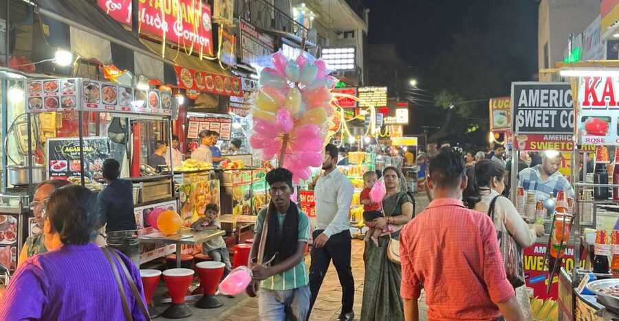 Agra: Sadar Bazar Food Market Night Walking Tour by Tuk-Tuk - Why Nighttime Sadar Bazar Street Food Feels Like Real Agra