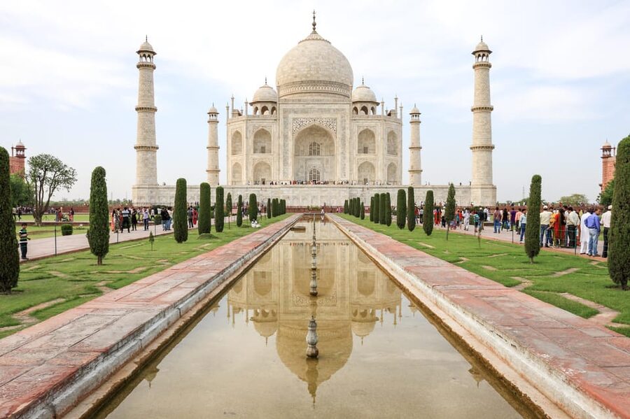 Agra: Skip-the-Line Fast Entry Ticket to the Taj Mahal - The Guided Walk: Marble Inlays, Domes, and Minarets