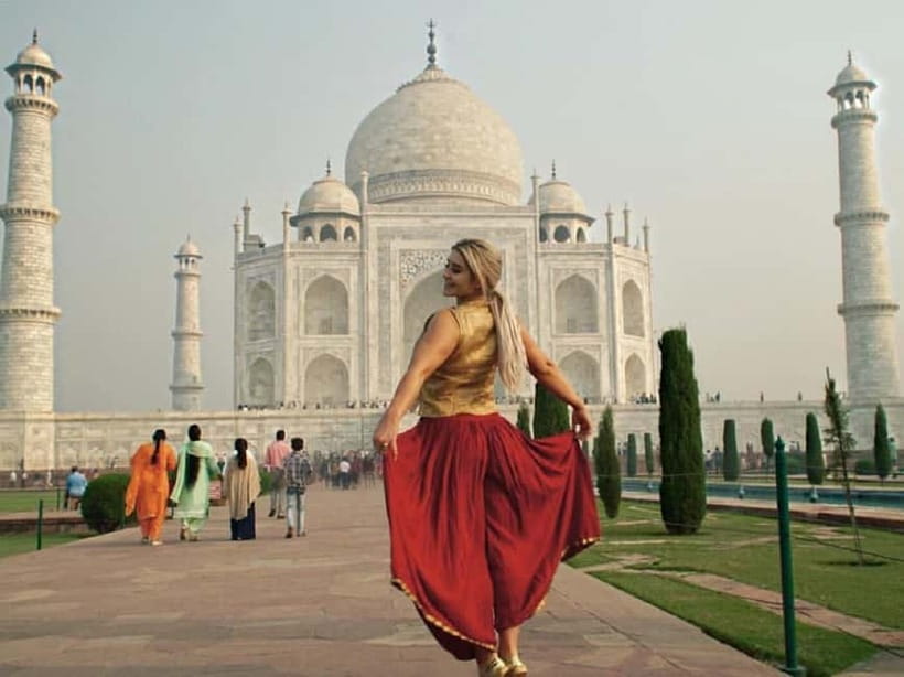 Agra: Skip-the-Line Fast Entry Ticket to the Taj Mahal - What’s Included for $6, and What You Should Bring Yourself