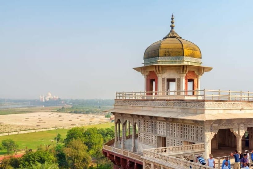 Agra: Skip-the-Line Private Tour of Taj Mahal & Agra Fort - Entering The Taj Mahal fast, then using your guide time wisely