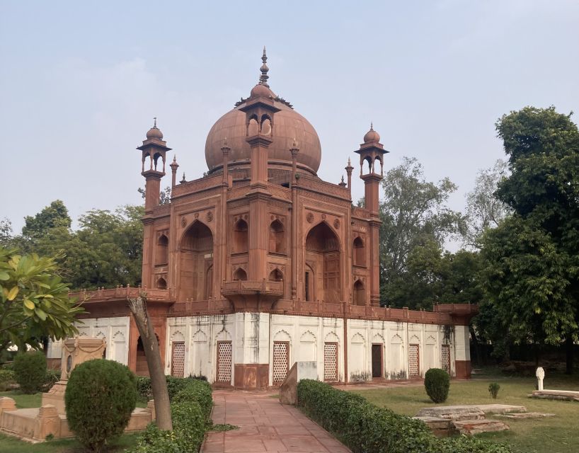 Agra: Skip-The-Line Taj Mahal & Agra Private Tour By Car - Entering Agra With a Private Car, Not a Herd