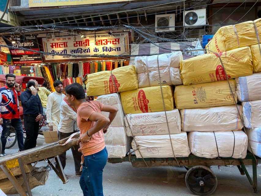Agra: Street Food Tour with Spice Market on Tuk-Tuk Ride - Vegetarian, Non-Vegetarian, and Setting Your Adventure Level