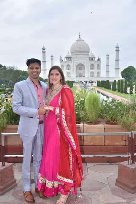 Agra: Taj Mahal Express Entry Tickets - Price and logistics: is $20 good value for this express entry setup?
