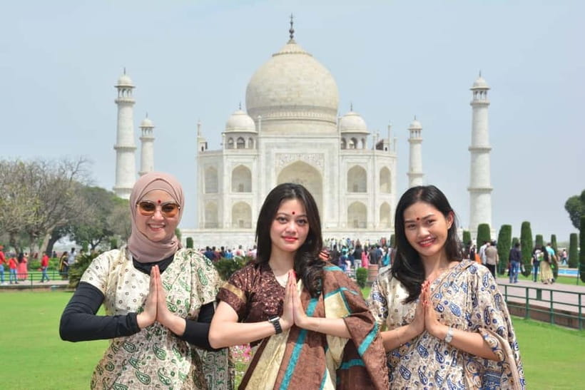 Agra: Taj Mahal & Mausoleum Skip-the-Line Tour with Options - Languages and guide style: why it matters at the Taj Mahal