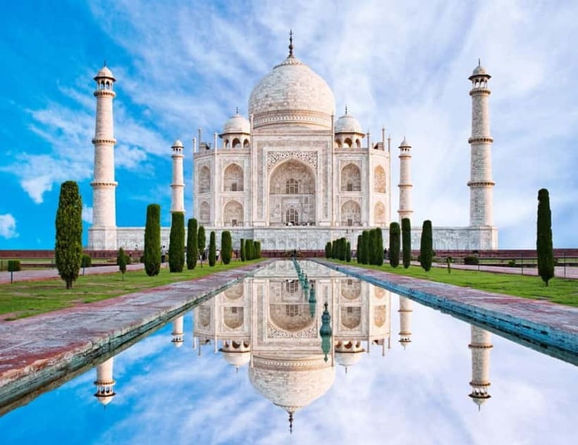Agra: Taj Mahal Skip-The-Line, Agra Fort & Baby Taj Tour - Pickup, transport, and comfort in Agra traffic