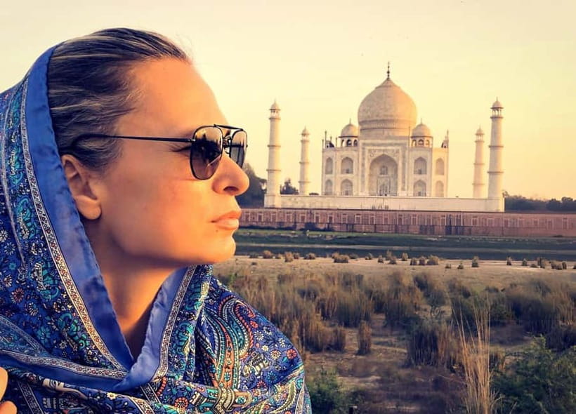 Agra: Taj Mahal Skip-The-Line, Agra Fort & Baby Taj Tour - The shopping and workshop stops: how to stay in control