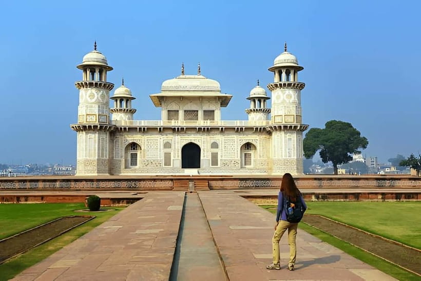 Agra: Taj Mahal Skip-The-Line, Agra Fort & Baby Taj Tour - Best days and best timing: planning around Friday closure