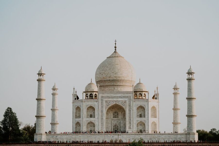 Agra: Taj Mahal with Mausoleum Skip-the-Line tickets & guide - Taj Mahal, but make it efficient and human