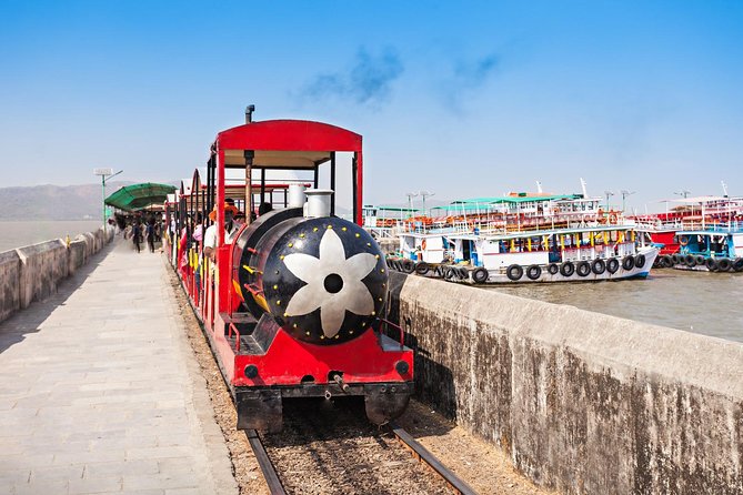 All inclusive Elephanta Caves Guided Tour - Elephanta Caves by ferry: the ride is part of the deal