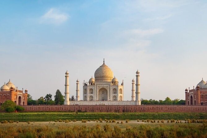 All Inclusive: Same day Taj Mahal Tour From Delhi - Courtyard Agra Lunch Option: A 5-Star Break If You Want It