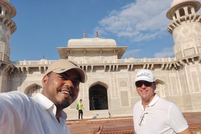 All Inclusive Taj Mahal, Fort & Baby Taj Tour from Delhi by Car - Lunch Upgrade: What 5-Star Means for a Day Trip