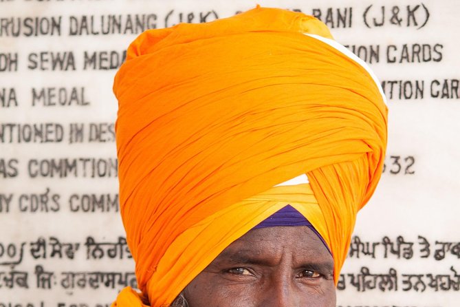 Amritsar City Tour - Golden Temple and the free community kitchen: your first powerful anchor