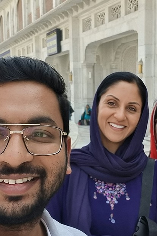 Amritsar: Golden Temple and Jallianwala Bagh Guided Tour - Golden Temple storytelling, Sikh philosophy tied to what you see