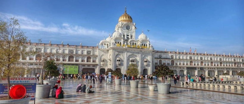 Amritsar: Golden Temple and Jallianwala Bagh Guided Tour - Amrit Sarovar, Dukh Banjan Beri, and the holy dip experience