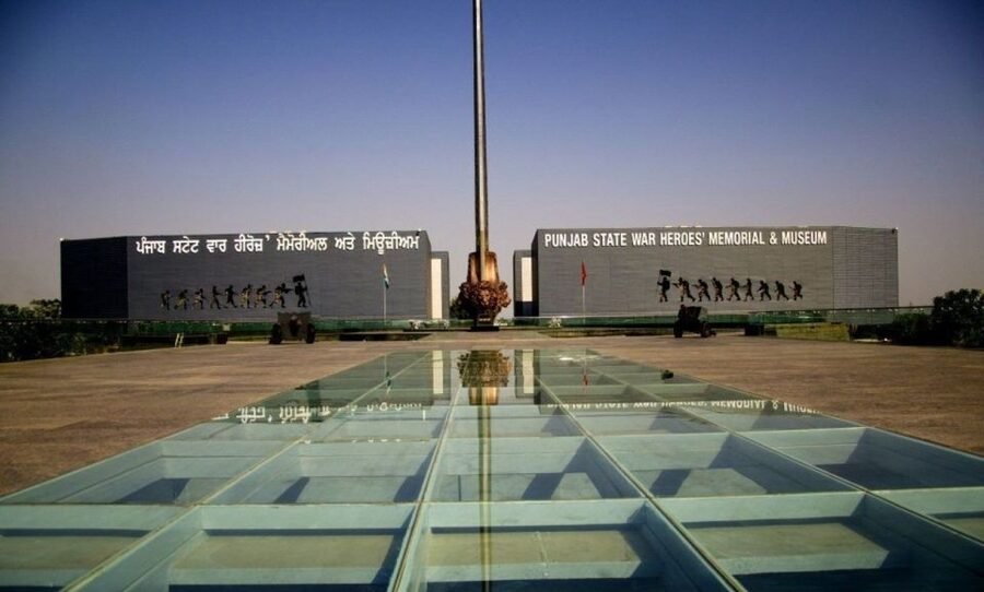 Amritsar: Small Group Sightseeing Tour with Wagah Border - Jallianwala Bagh: Walking Into a Site That Changed History