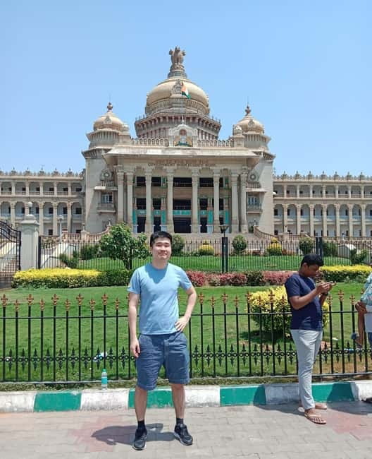 Bangalore: Full-Day Guided City Tour w/ Pickup - ISKCON Temple: starting with a big, recognizable spiritual landmark