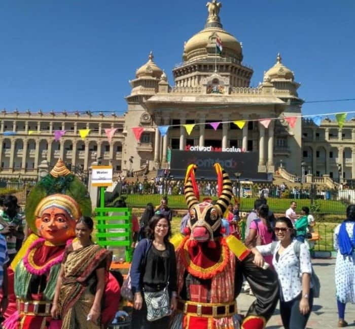 Bangalore: Full-Day Guided City Tour w/ Pickup - Guide quality and small-group flexibility that actually helps