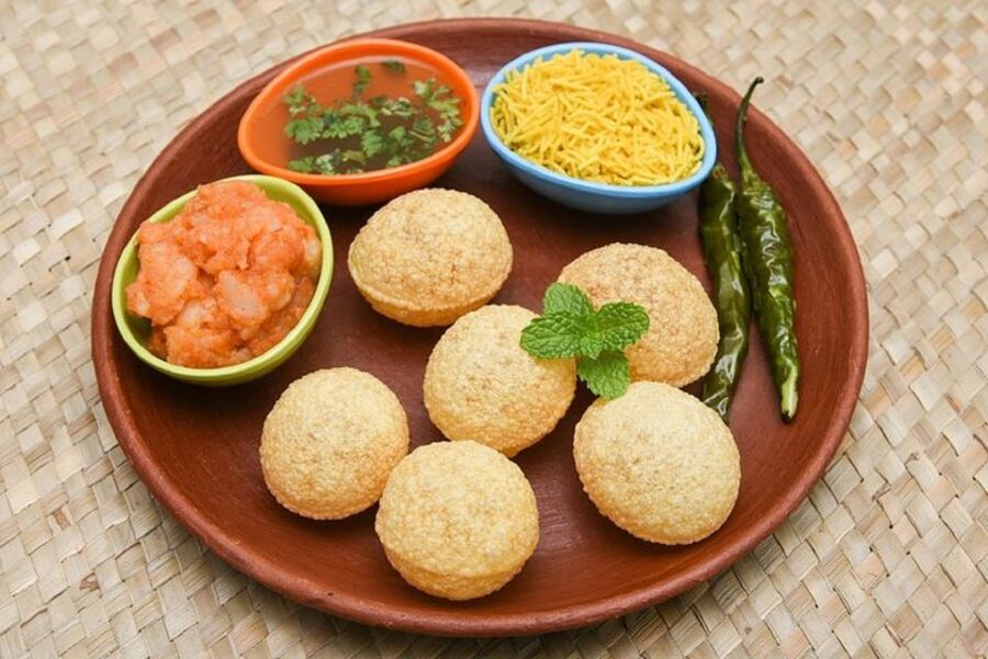 Banglore: Guided Street Food Crawl - The Real Value of $23 for 2 Hours of Eating