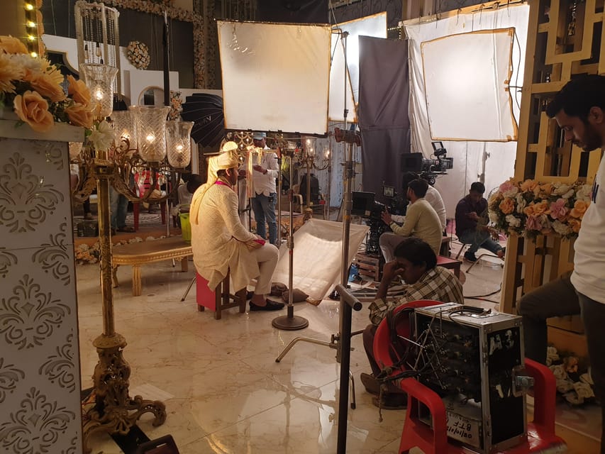 Bollywood Sightseeing and Celebrity Home Tour by Private Car - Timing, Group Size, and What the 3 to 9 Hours Means for You