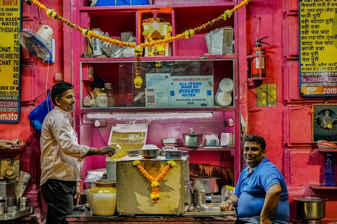 Bombay Express Mumbai Food Tour with 15+ Tastings - Mangaldas Market: chaat snacks, aubergine curry, and chapati