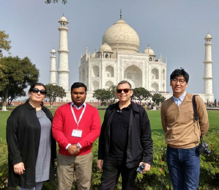 Book Govt. Approved Tour Guide For Taj Mahal & Fort - FAQ