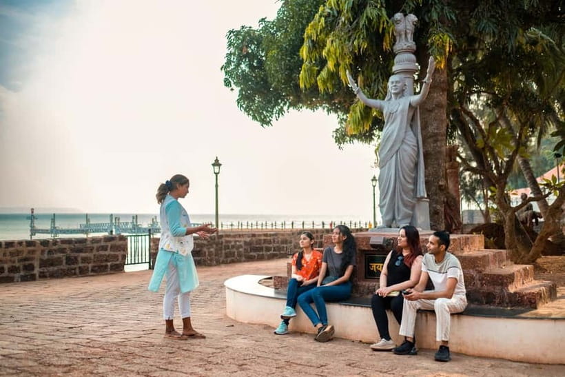 Candolim: Heritage Walk of Fort Aguada Port and Jail Complex - Portuguese Fort Style, Plus Panoramic Sea Views