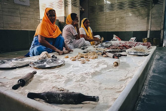 Chandni Chowk Delhi Food Tour with 15+ Tastings - Price and Value: Why $39 Feels Like a Full Meal, Not Just Samples